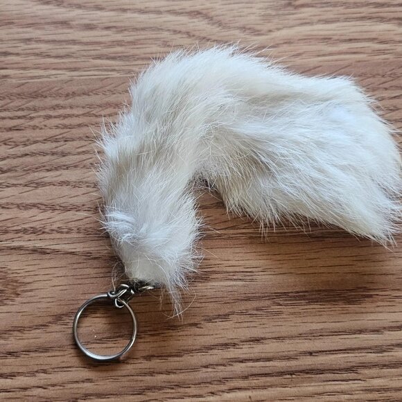 Real Fur Keys Holder White Hair Fur Handmade Keychain Key rings Handmade - Picture 4 of 12